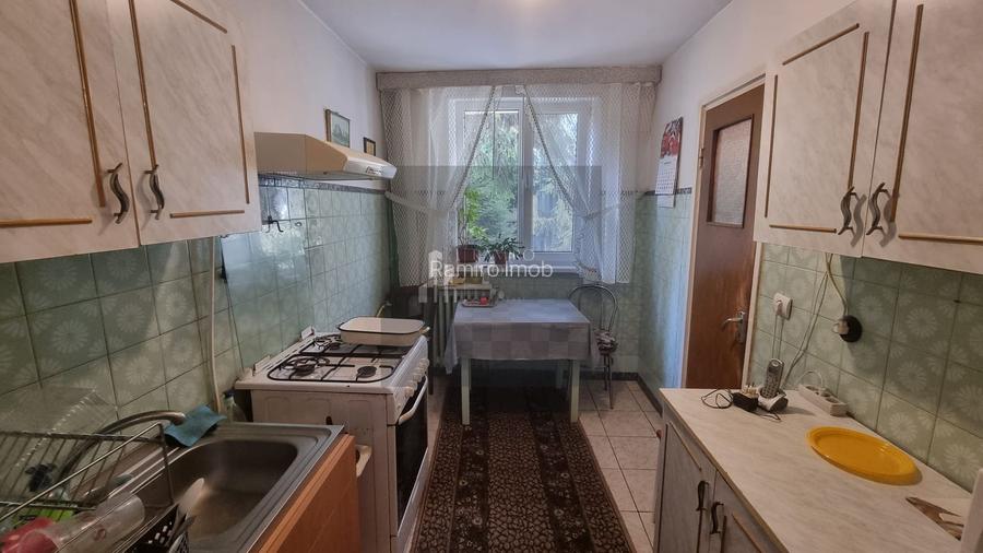 Apartament 4 camere Brancoveanu decomandat - 3