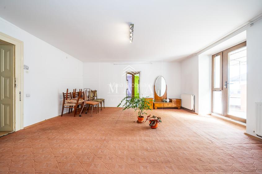 Casa 7 camere, 240 mp, garaj, pivnita, parcul Sub Arini - 13