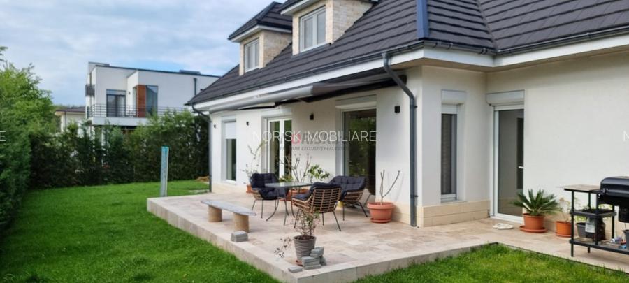 Vila 1 - Complex inchis - 3