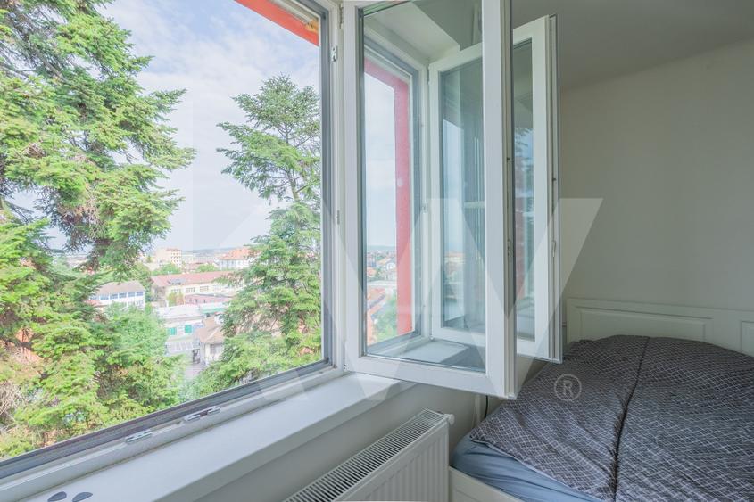 Apartament cu priveliste superba in zona centrala!