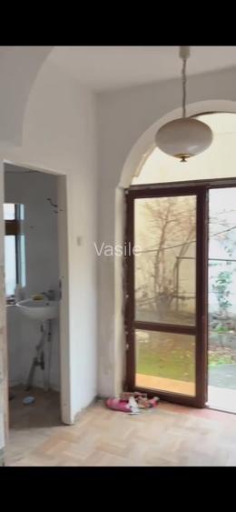 Casă în zona centrală lângă hotel traian - 8