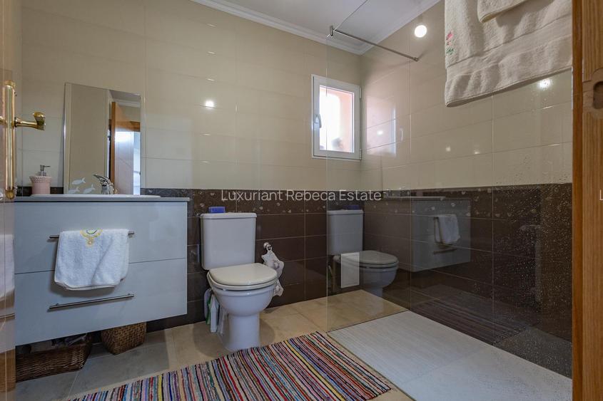 Casa cu 4 dormitoare - Confort modern si liniste de sat - 14