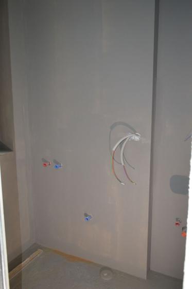 Apartament renovat in cladire interbelica, zona centrala
