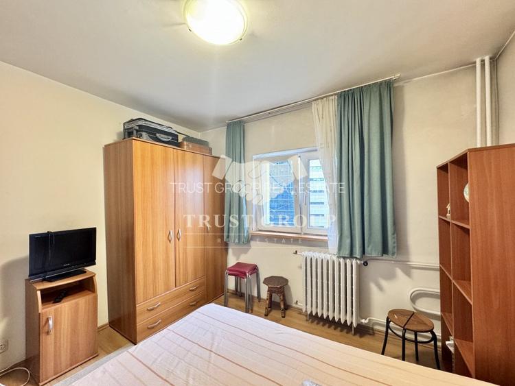 Apartament 3 camere Victoriei | Imobil 1978 | Decomandat| 2 bai| 3 min de metrou - 15