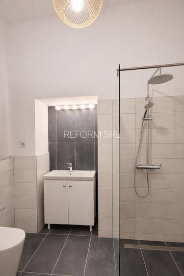 De vânzare apartament 3 camere, renovat, zonă semicentrală - 6