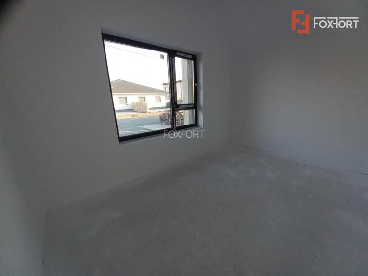 Duplex modern cu 5 camere si 2 bai in Ghiroda - 6