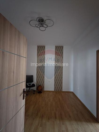 Spațiu generos 1100 mp, compartimentat și open space - 15