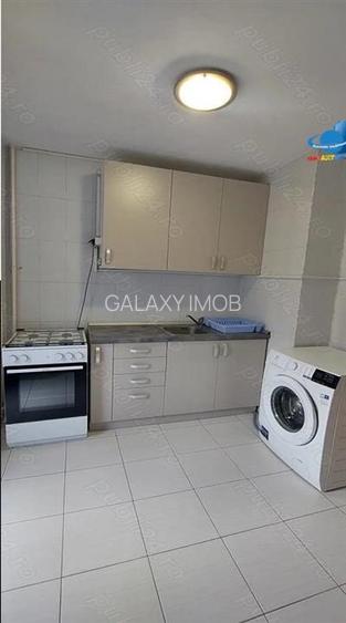 mircea voda | garsoniera 41mp | 1990 | pat AC balcon etaj 2 | metrou - 5