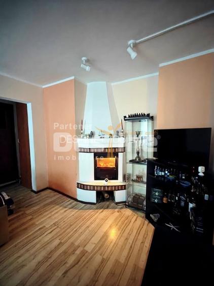 Bârcǎ | 3 camere | 64mp | centrala proprie | loc parcare | 120.000 euro - 2
