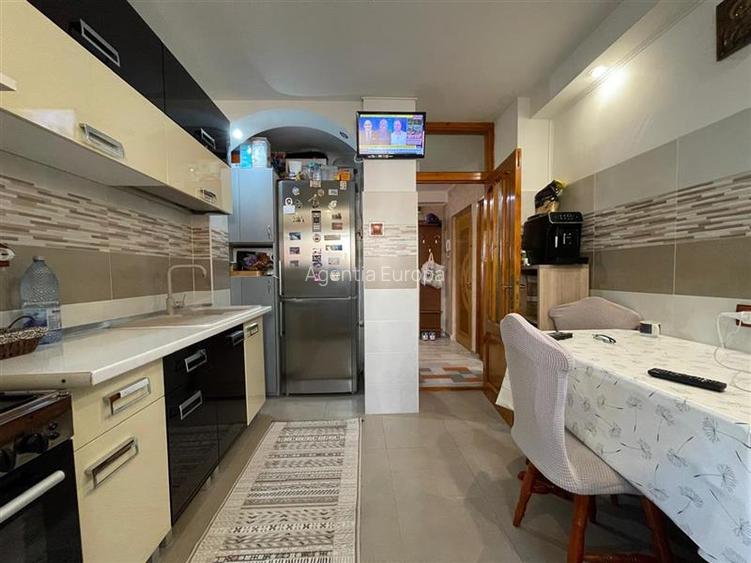 Apartament cu 2 camere de vanzare zona E3 Tulcea - 7