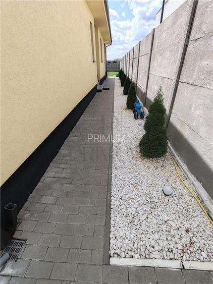 Duplex pe parter - mobilat - utilat - toate utilitatile - beci - pod mansardabil - 11