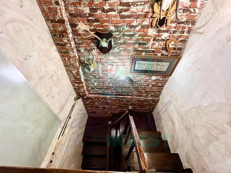 Vila eleganta renovata si consolidata | Parc Carol| Marasesti - 12