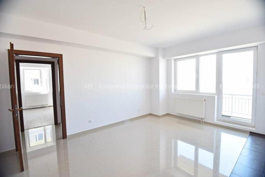 Vanzari Apartamente 5  camere CARTIERE METALURGIEI - 10