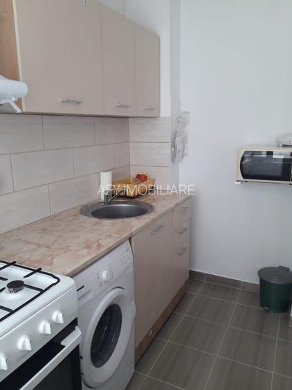 închiriez garsoniera zona Autogara Militari - Pacii - 7