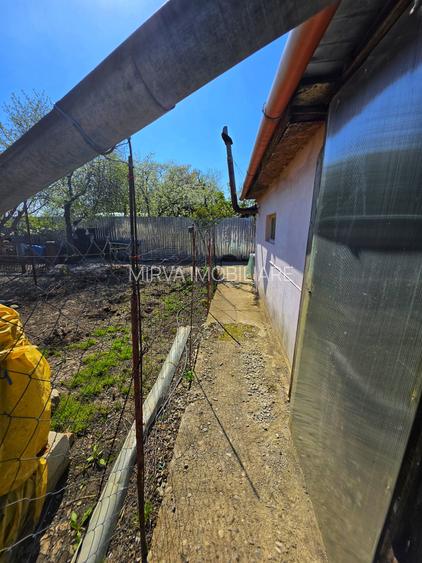 Casă 4 camere, 685 mp teren, renovată 2011 – Mănești, Zalhanaua - 12