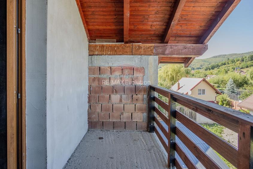 Casa moderna de vanzare | 300mp utili | Vulcan, Brasov| COMISION 0% - 18
