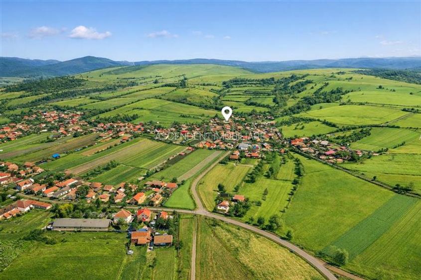 Film! Casa din lemn,cu doua camere, pe domeniu de 2.819 mp, Mereni, Covasna - 7