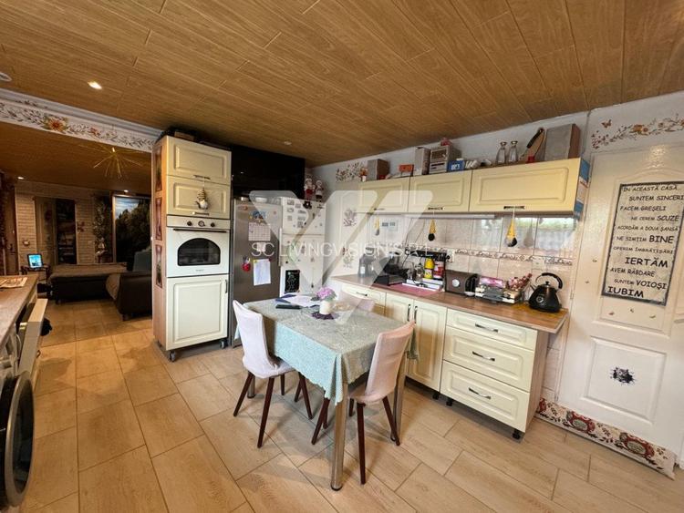 Casa individuala 4 camere 3 bai de vanzare in Sibiu zona Ciresica - 3