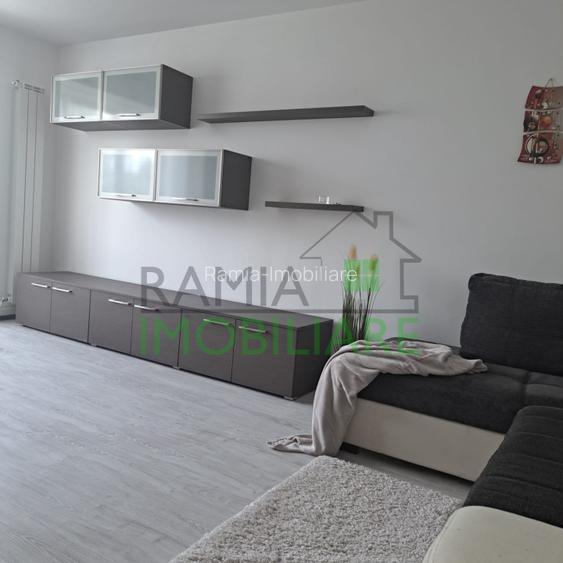 Apartament 2 camere Tractorul decomandat, renovat - 2