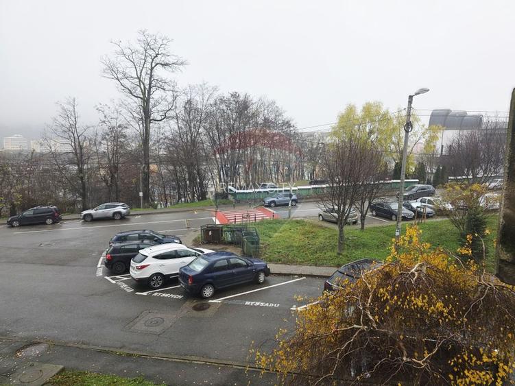 Apartament cu 4 camere de vânzare în zona Calea Romanului - 36