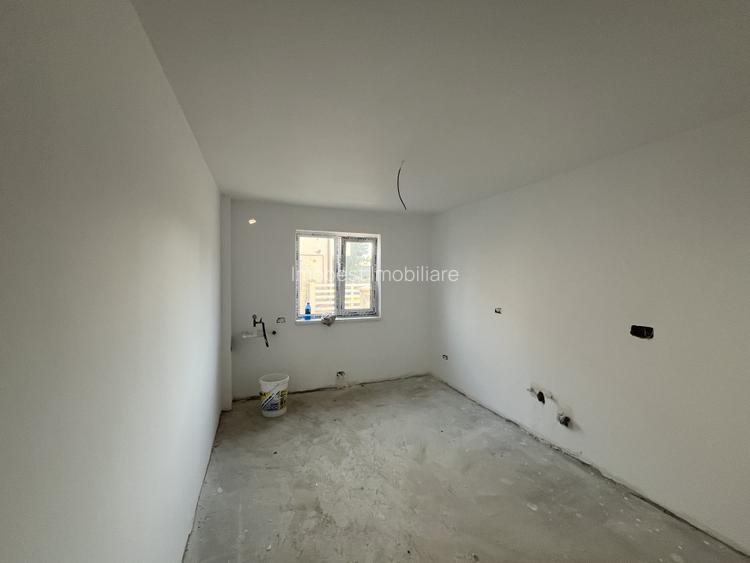 Oportunitate! Vila tip duplex P+1, 5 camere, Valu lui Taian! - 6