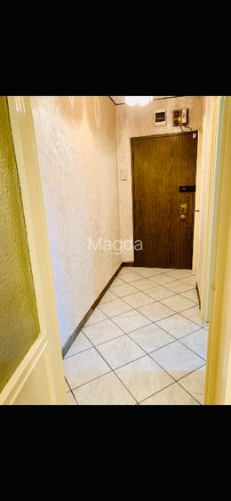 apartament 3 camere de vanzare - 10
