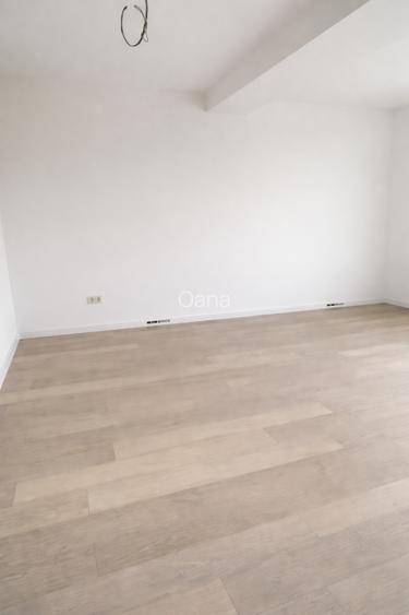 Vând apartament 2 camere Giroc  - 5