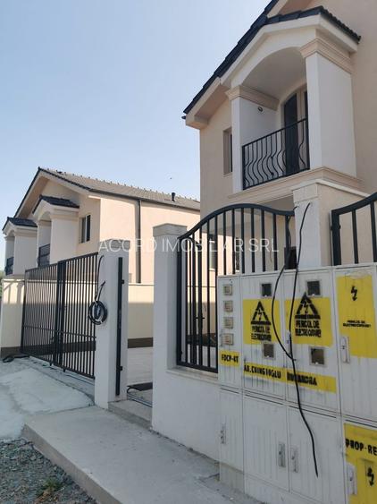 Casa de vanzare Duplex zona Carrfour - 3