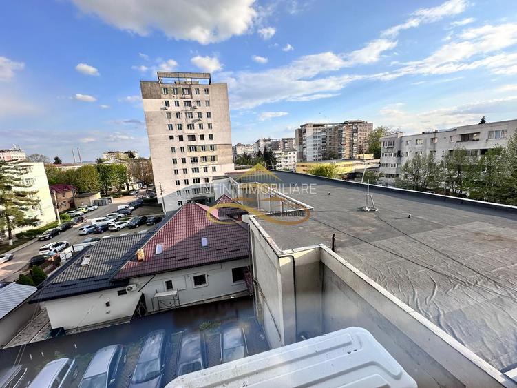 De vanzare apartament 2 camere decomandate Calea Marasesti Bacau - 2