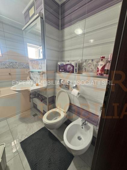 Apartament 3 camere de inchiriat, situat in zona City Park Mall - 16