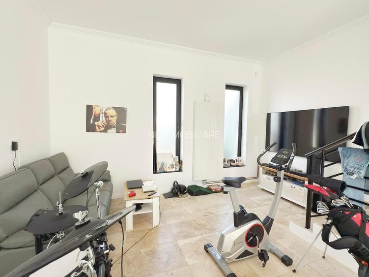 Casa individuala lux cu 5 camere - 395.000 euro - Sag - 25