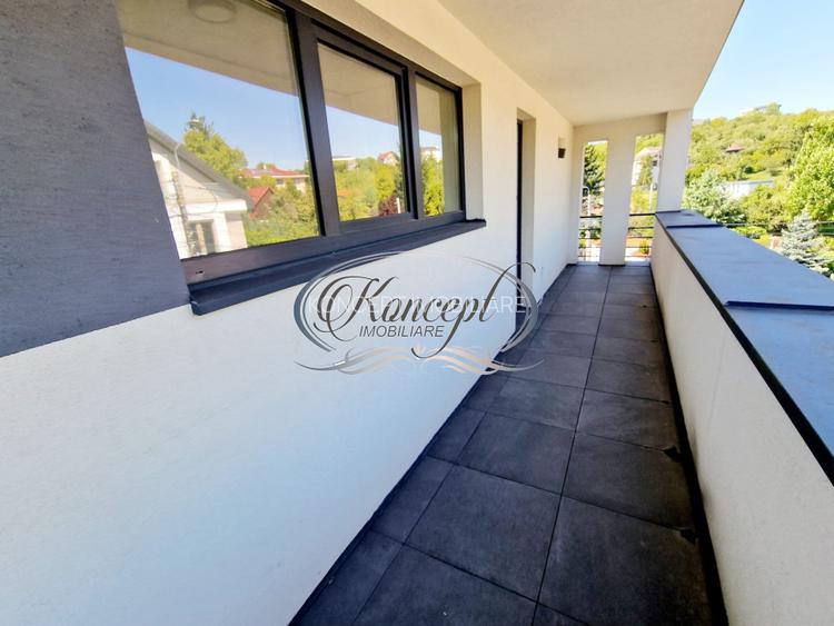 Apartament la vila, cu panorama deosebita - 13