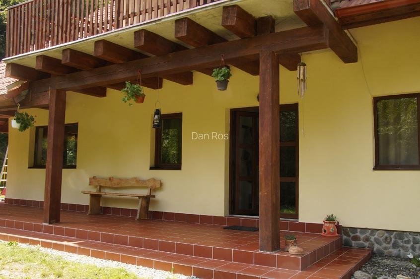 Vila cu 6 dormitoare, Porumbacu de Sus, Zona Turistica - 2