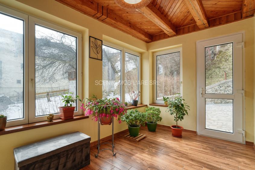 Casa magnifica in loc de poveste, potential, com. Bran, sat Simon, jud. Brasov - 12