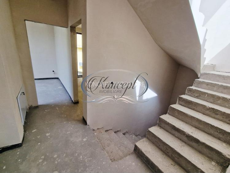 Casa exclusivista cu terasa si vedere panoramica - 19