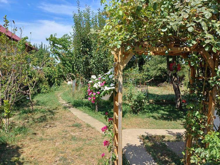 Vilă 7 camere | Curte | 959 MP | Buda - Cornetu | Comision 0% - 6