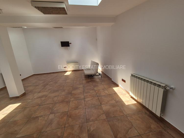B-dul Gloriei, imobil P+1, pentru birouri, comercial - 11