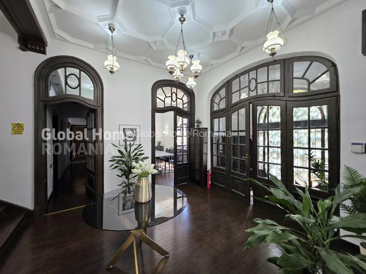 Cismigiu Garden | Office Interbelic Villa - 12 Rooms - 637 Land - 441Sqm Surface - 8