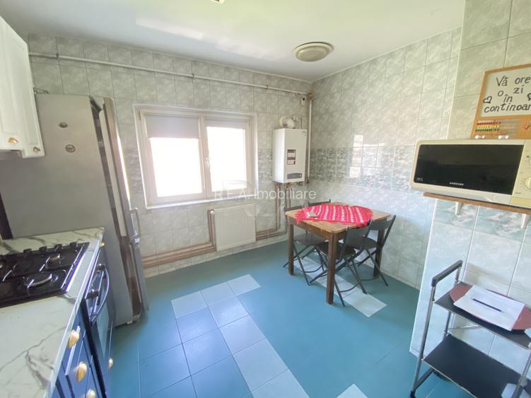 3 camere-Decomandat-Centrala Proprie/13 septembrie - 9