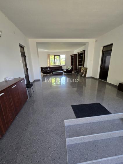 Cenad-CasaSpatii Birouri- 150mp-teren 1065mp - 2