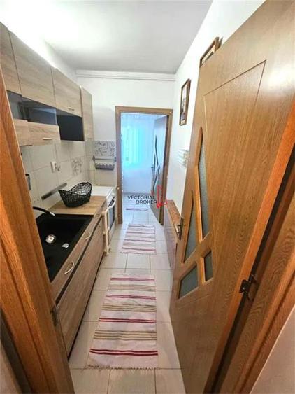 Garsonieră decomandată, etaj 4/4 mobilată, utilata Parcul Circulu