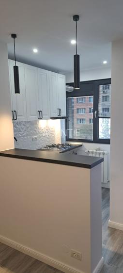 Dristor metrou in fata blocului - 3