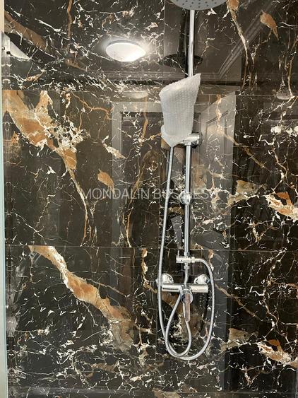 Casă cu 7 camere, 4 băi, 265 mp utili, P+M, Oradea. - 18