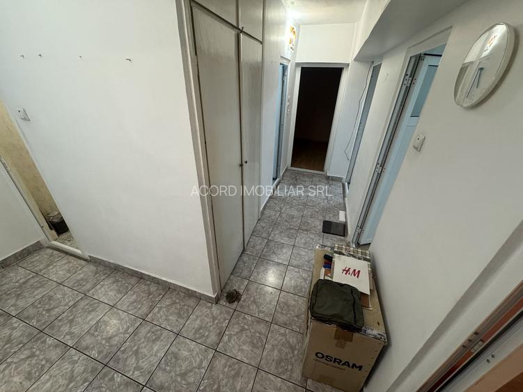 Apartament 3 camere zona Far - 10