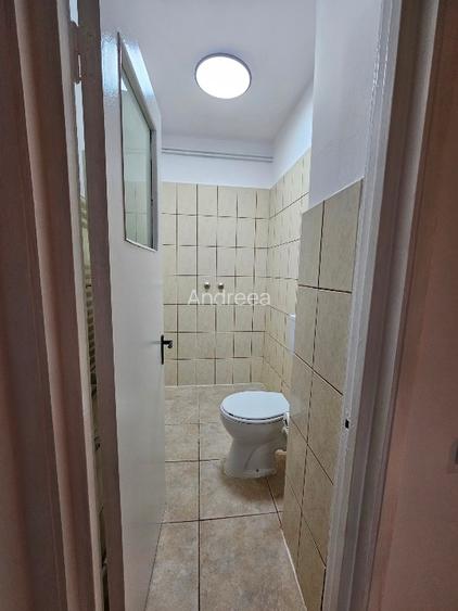 Inchiriez apartament 4 camere zona Militari - 8