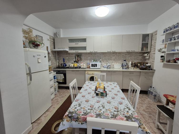 Centru - Piata Grivitei - casa - 13