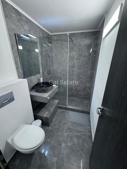 Apartament cu 4 camere in complexul studentesc - 10