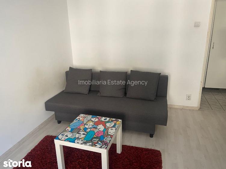 Garsoniera Dristor, bloc stradal, 4 minute de metrou, mobilată si utilată modern - 5