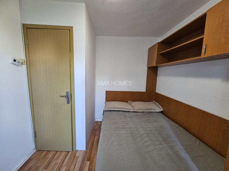 Apartament de vanzare 2 camere Tomis Nord etaj 3/4 - 5