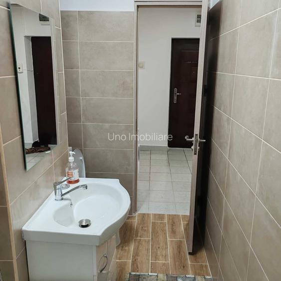 COSTIN GEORGIAN ,GARSONIERA  INCHIRIERE - 8